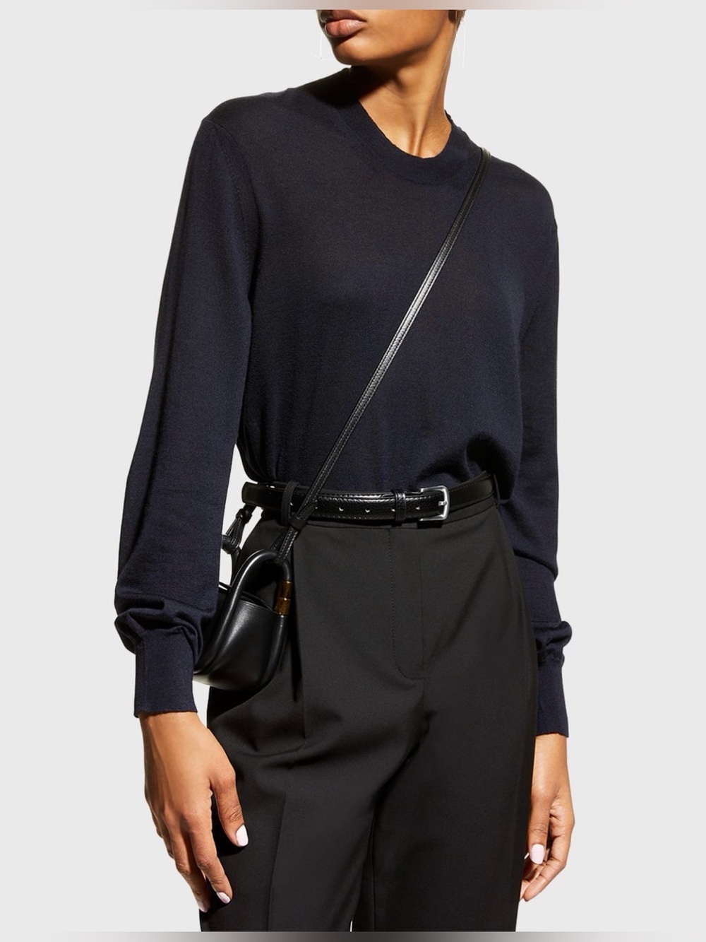 The Row Women’s Cashmere Crewneck In Dark Navy